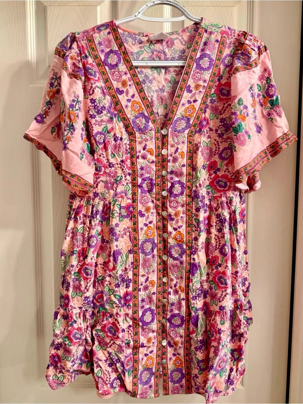 Beautiful Floral Pink & Purple V-Neck short Summer Dress or Tunic top size small